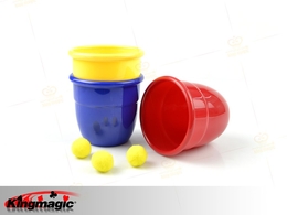 Magija puodeliai ir kamuoliukus plastiko (profesionalus)